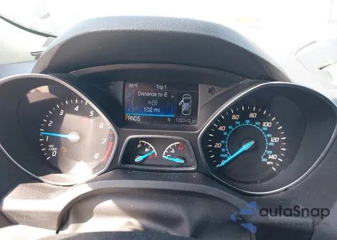 2015 Ford Escape Titanium z USA, uszkodzony, nr VIN 1FMCU0J99FUB93177